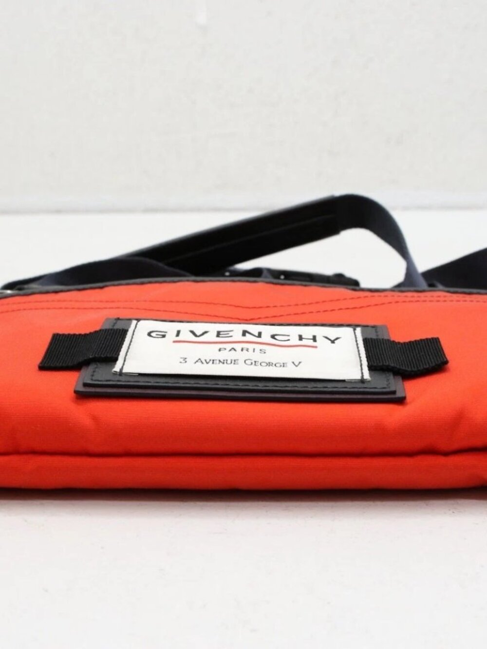 Givenchy Colorblock Pattern Crossbody Bag - Picture 4 of 14